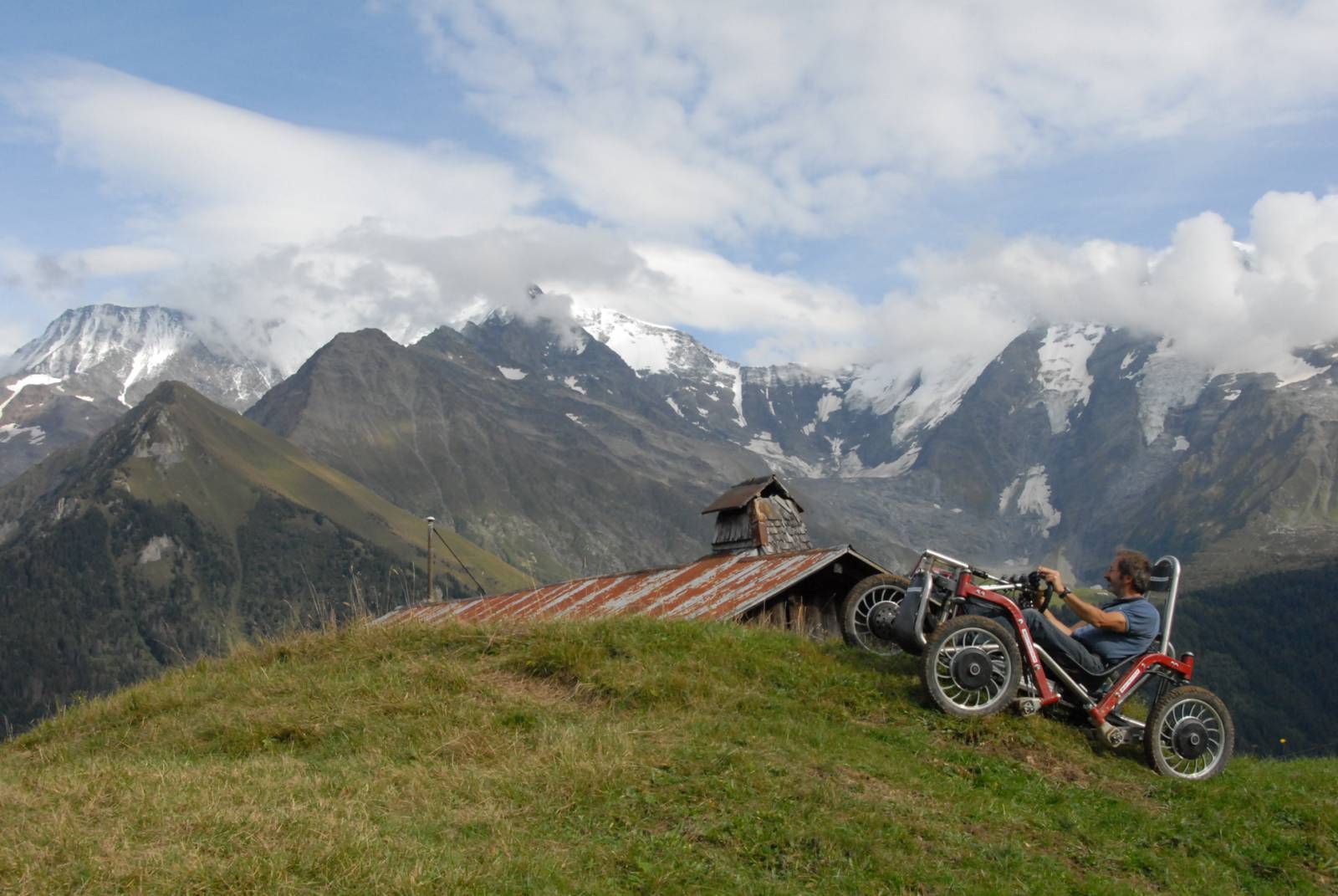 Swincar, la voiture-araignée qui passe partout