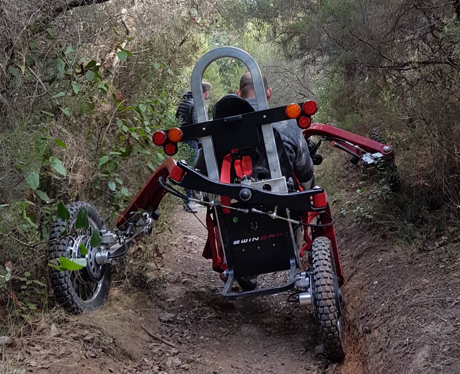 voiture électrique 4 roues motrices 2021