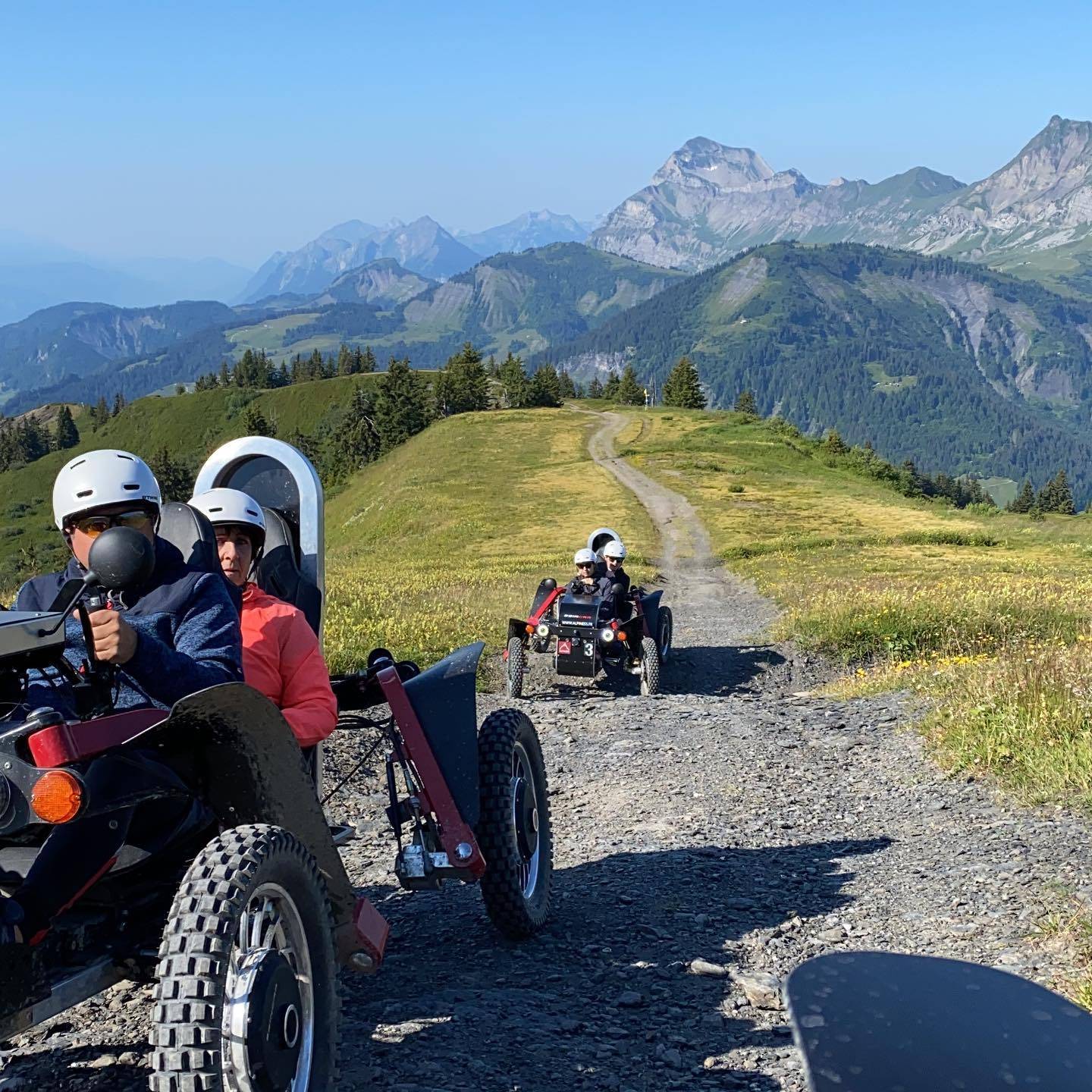 SWINCAR, le buggy électrique tout-terrain drômois accessible à tous les publics même PMR