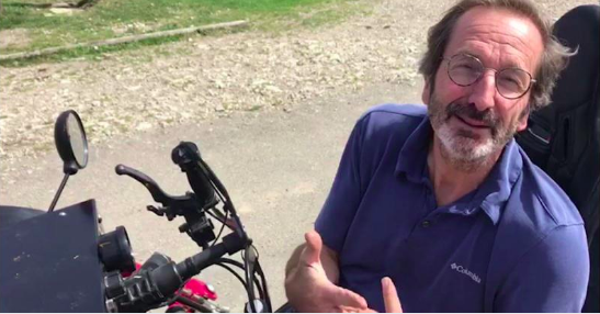 Handicap : une étrange machine