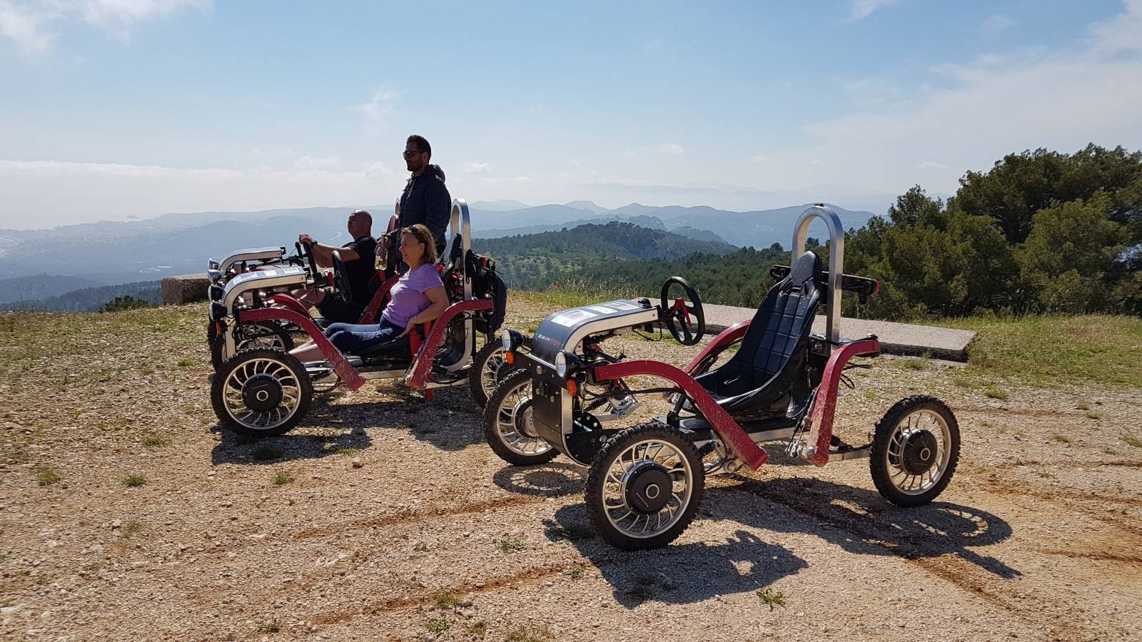 Véhicule électrique pour mobilité réduite 
